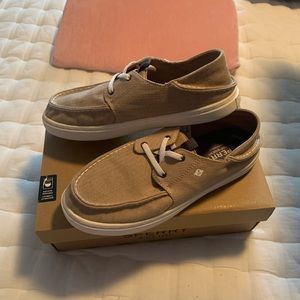Sperry slip-ons nearly new boys sz 6